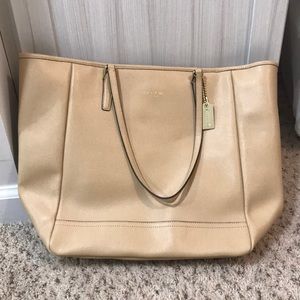 Large Coach tote